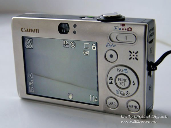 Задняя поверхность Canon IXUS 85 IS