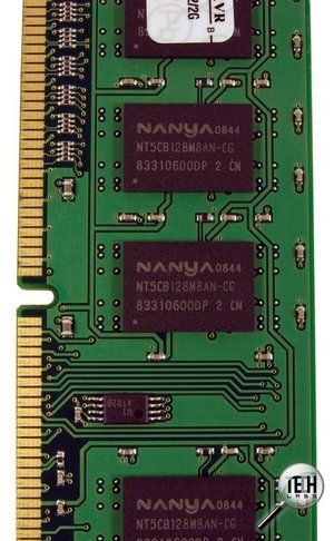 Оперативная память KingstonKVR1333D3N9K2/2G. Чипы Nanya