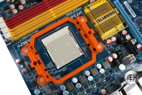 Системная плата среднего класса Gigabyte GA-MA790X-DS4