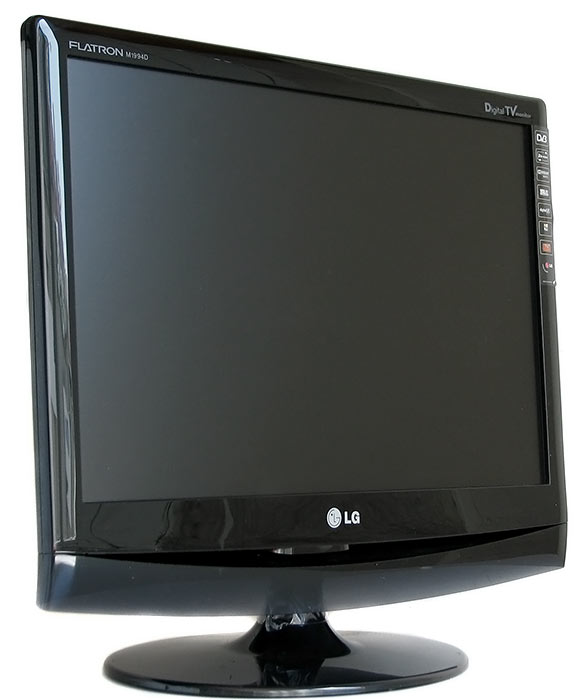 LG Flatron M1994D – цифровой телевизор и монитор в одном продукте