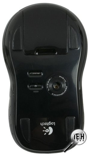 Беспроводная лазерная многокнопочная мышь Logitech LX 8. Нижняя часть корпуса