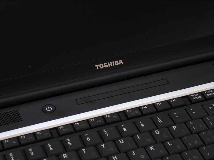 Toshiba Satellite L355 – когда дешево не значит сердито