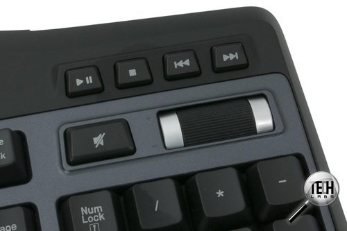 Игровая клавиатура с подсветкой, дополнительными кнопками и OLED-дисплеем Logitech G19. Клавиши для мультимедиа