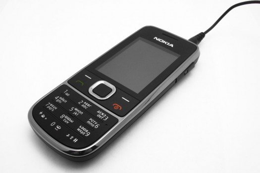 Nokia 2700 Classic: если нет разницы, зачем платить больше?