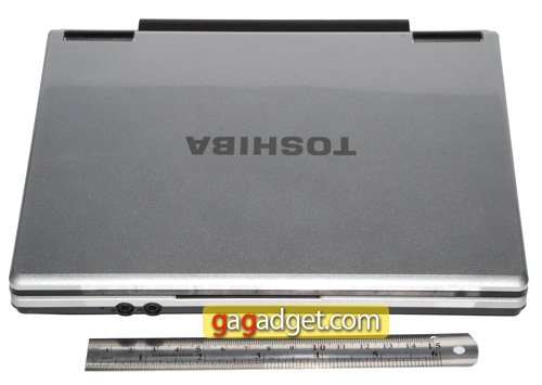 Toshiba-NB100_01_.jpg