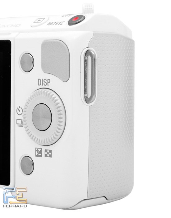 Кнопки и ушко для шнурка на задней стороне корпуса Sony NEX-5N