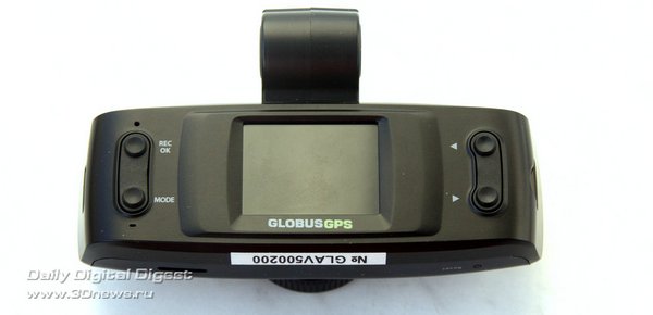Безопасность размером с Globus: обзор видеорегистратора Globus GL-AV5