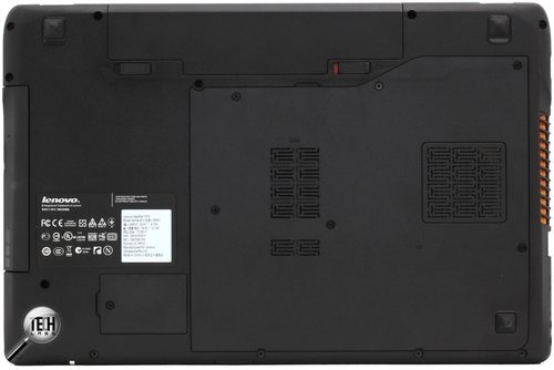 Lenovo Ideapad Y570 – днище