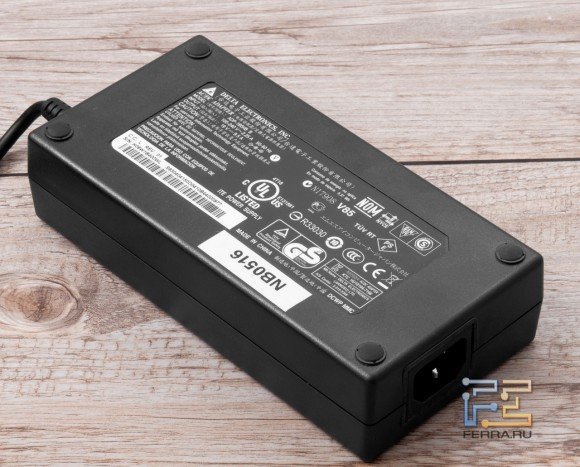 Блок питания MSI GT783