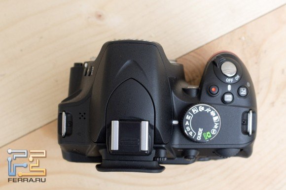Элементы управления на верхней панели корпуса Nikon D3200