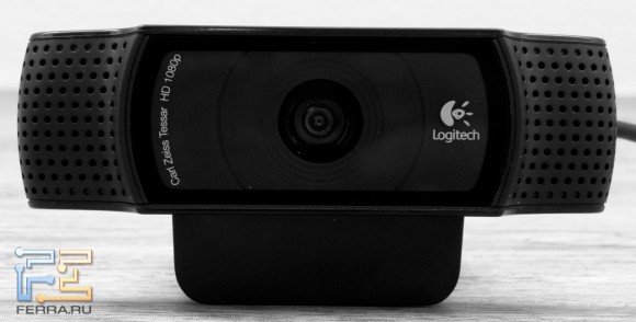 Logitech HD Pro Webcam C920, вид спереди