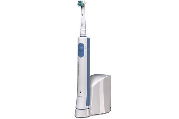 классическая электрическая зубная щетка Braun Oral-B ProfessionalCare 5000 со временем зарядки 6 часов