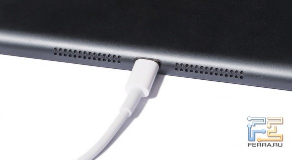 Нижняя грань iPad mini, кабель Lighning