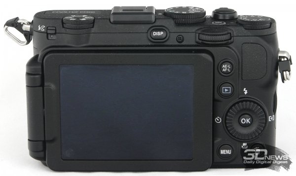 Nikon Coolpix P7700 – эргономика во главе угла