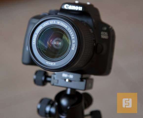 Комплектный объектив Canon EOS 100D