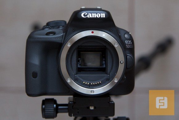 Байонет на корпусе Canon EOS 100D