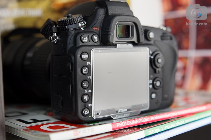 Обзор полнокадровой зеркальной камеры Nikon D610 - неповоротный дисплей и много кнопок