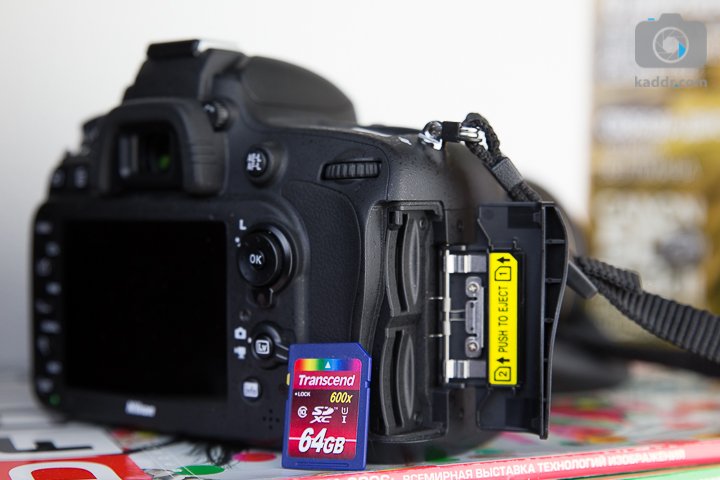 Обзор полнокадровой зеркальной камеры Nikon D610 - два слота для карт памяти