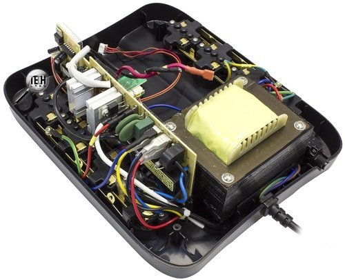 Powercom Spider SPD-650U: Вид внутри