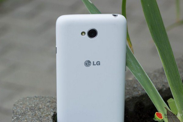 LG L70