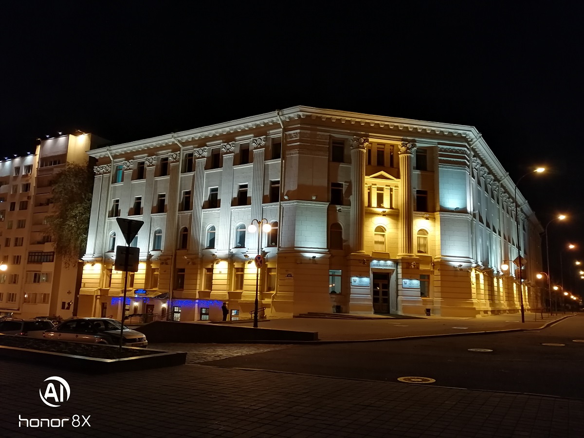 Обзор Honor 8X. Премиальный бюджетник - VENDEE
