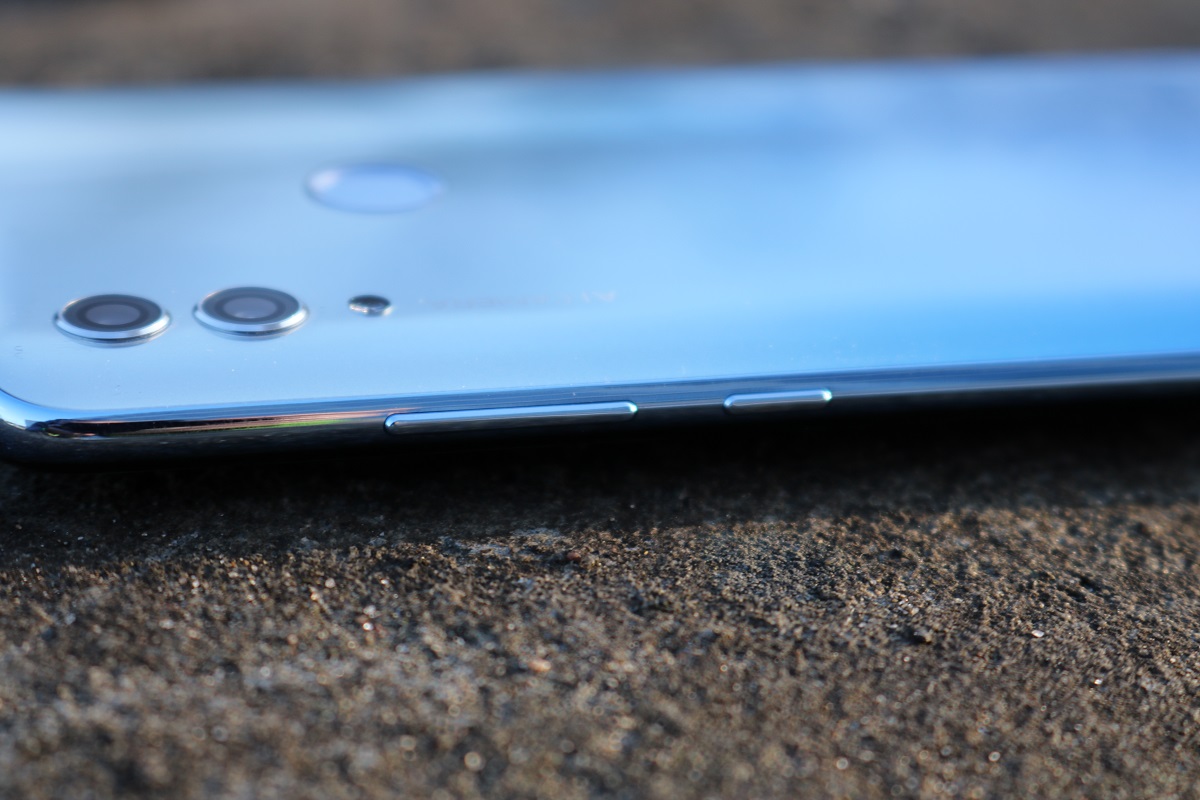 Достоин внимания. Обзор Honor 10 Lite - MAXI.BY