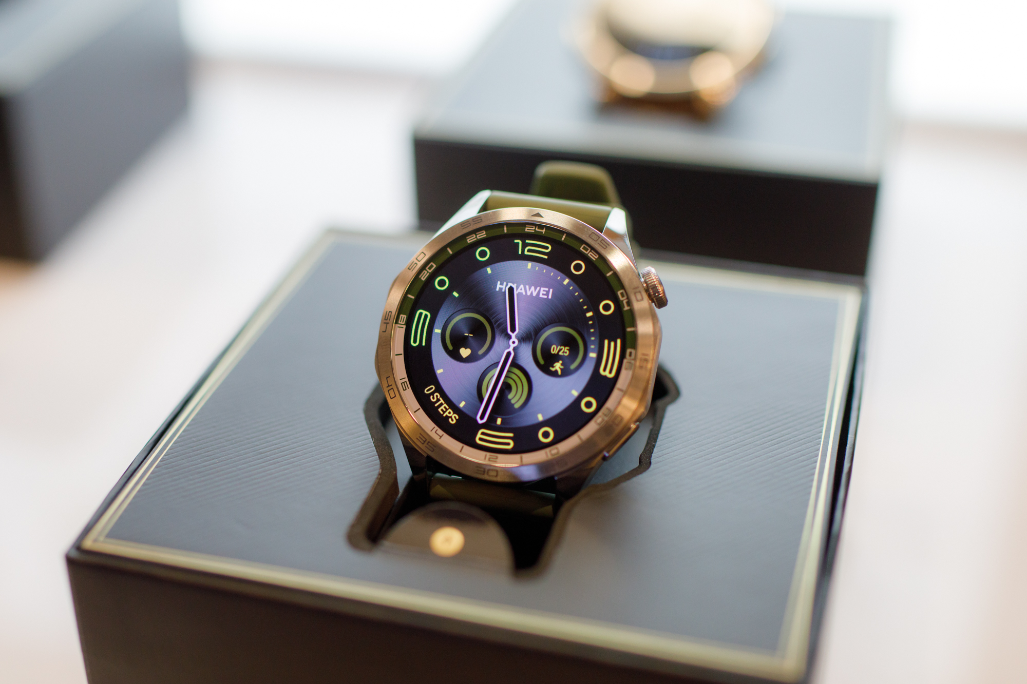 В Беларуси появятся стильные смарт-часы Huawei Watch GT 4 с «умным» подсчетом калорий и до 14 дней работы без подзарядки - Maxi.by