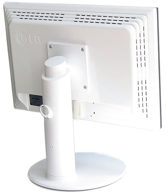 LG Flatron L206WU – 20-дюймовый монитор со встроенной USB-видеокартой
